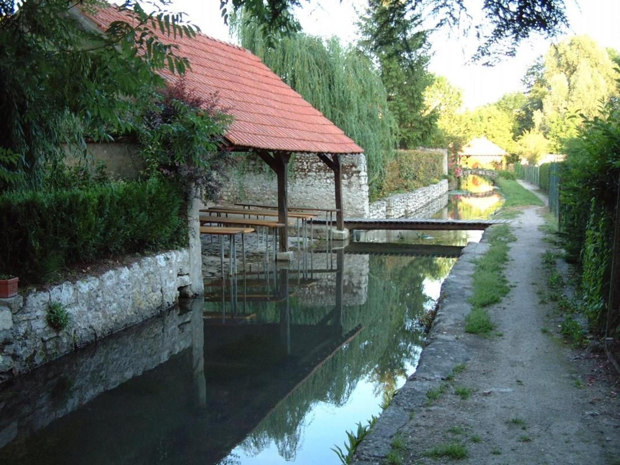 Charme Au Coeur Des Chateaux De La Loire Avec Wifi - Fr-1-590-305 Bed & Breakfast Tavers Екстериор снимка