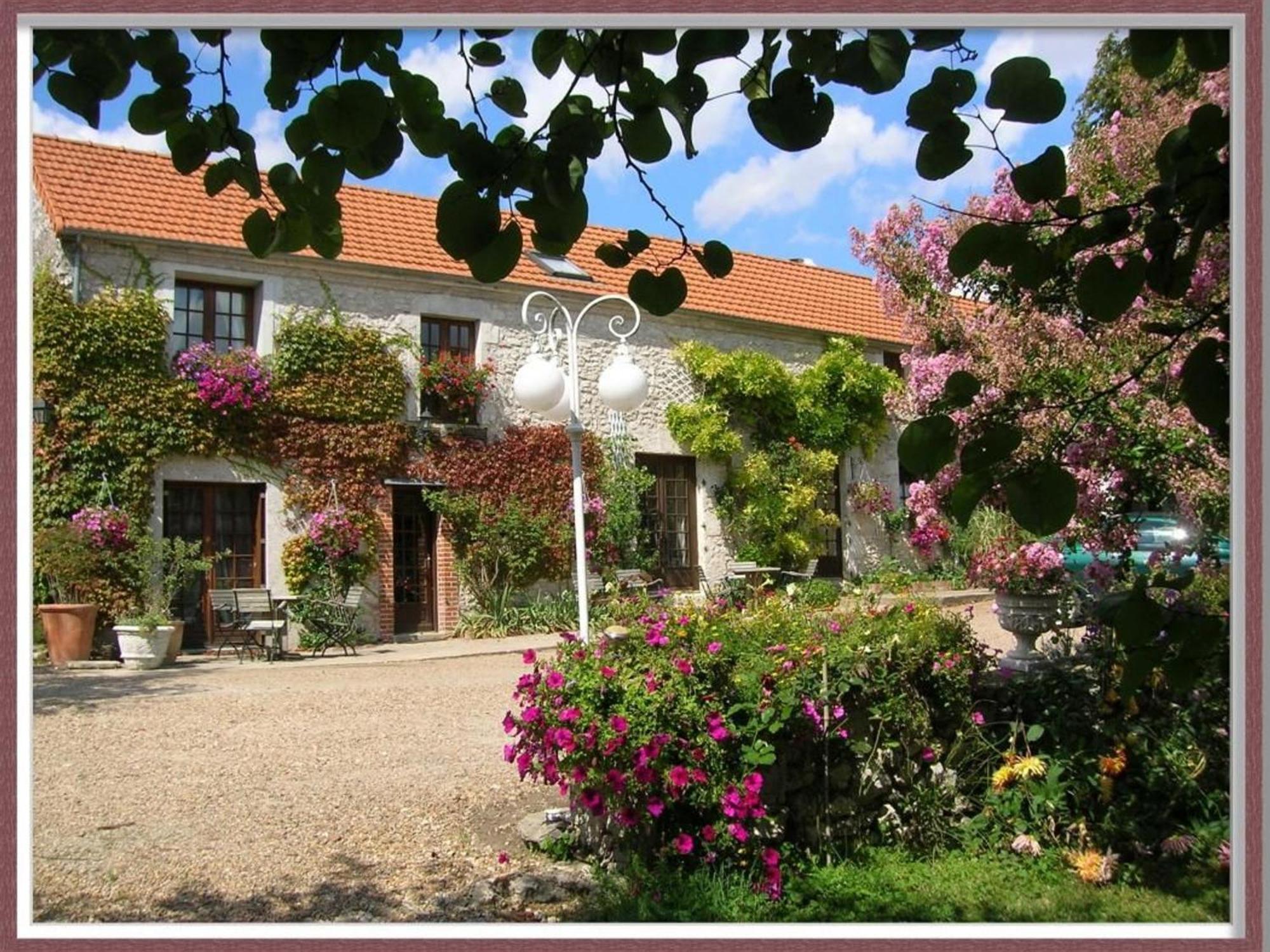 Charme Au Coeur Des Chateaux De La Loire Avec Wifi - Fr-1-590-305 Bed & Breakfast Tavers Екстериор снимка